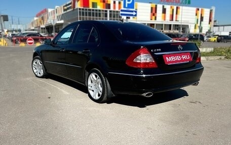 Mercedes-Benz E-Класс, 2008 год, 1 200 000 рублей, 14 фотография
