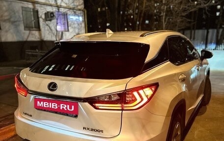 Lexus RX IV рестайлинг, 2016 год, 4 450 000 рублей, 6 фотография