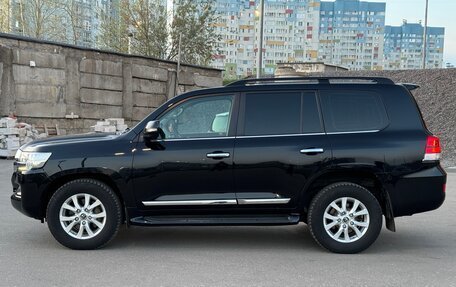 Toyota Land Cruiser 200, 2018 год, 6 380 000 рублей, 7 фотография