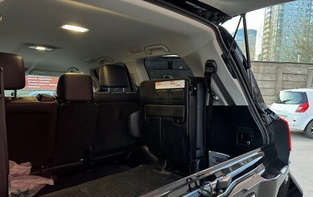 Toyota Land Cruiser 200, 2018 год, 6 380 000 рублей, 22 фотография