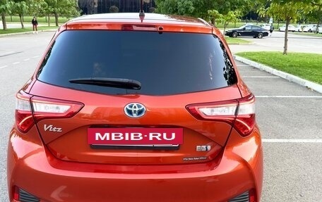 Toyota Vitz, 2017 год, 1 300 000 рублей, 4 фотография