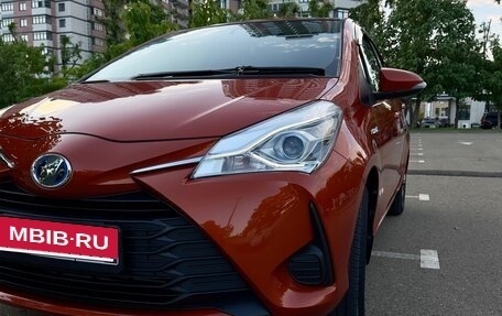 Toyota Vitz, 2017 год, 1 300 000 рублей, 5 фотография