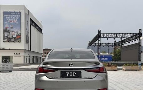Lexus ES VII, 2022 год, 2 990 000 рублей, 10 фотография