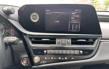 Lexus ES VII, 2022 год, 2 990 000 рублей, 14 фотография