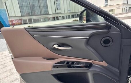 Lexus ES VII, 2022 год, 2 990 000 рублей, 21 фотография