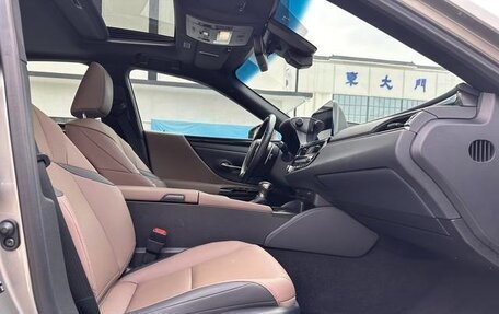 Lexus ES VII, 2022 год, 2 990 000 рублей, 20 фотография