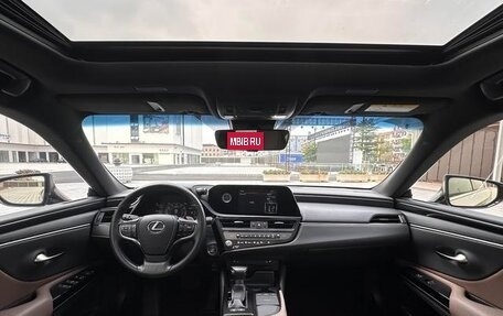 Lexus ES VII, 2022 год, 2 990 000 рублей, 13 фотография