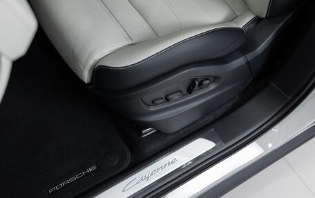 Porsche Cayenne III, 2025 год, 16 390 000 рублей, 11 фотография