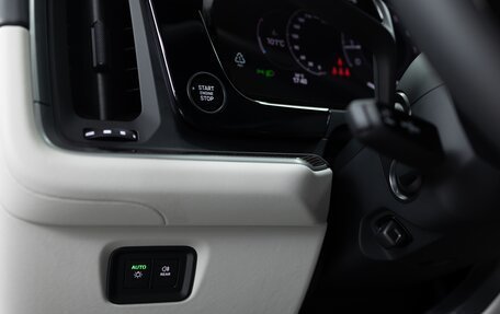 Porsche Cayenne III, 2025 год, 16 390 000 рублей, 13 фотография