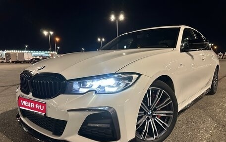 BMW 3 серия, 2020 год, 3 100 000 рублей, 1 фотография