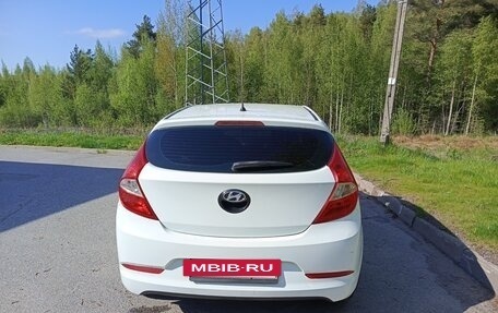 Hyundai Solaris II рестайлинг, 2015 год, 500 000 рублей, 13 фотография