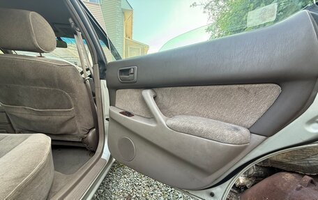 Toyota Vista, 1997 год, 420 000 рублей, 7 фотография