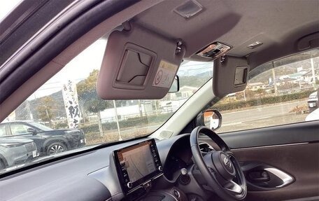Toyota Yaris Cross, 2021 год, 1 750 444 рублей, 39 фотография