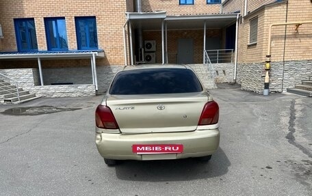 Toyota Platz, 2001 год, 270 000 рублей, 7 фотография