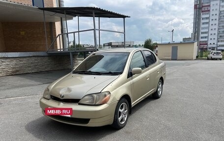 Toyota Platz, 2001 год, 270 000 рублей, 4 фотография