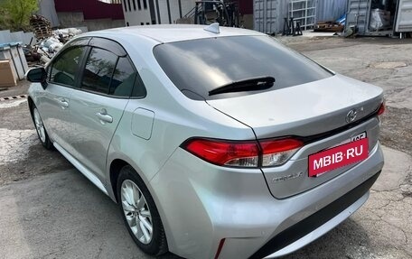 Toyota Corolla, 2021 год, 1 050 000 рублей, 2 фотография