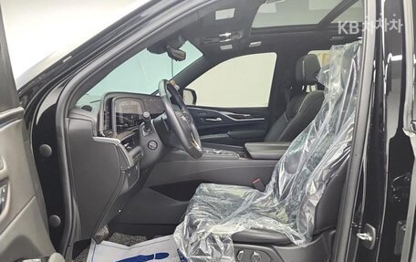 Cadillac Escalade V, 2022 год, 10 990 023 рублей, 12 фотография