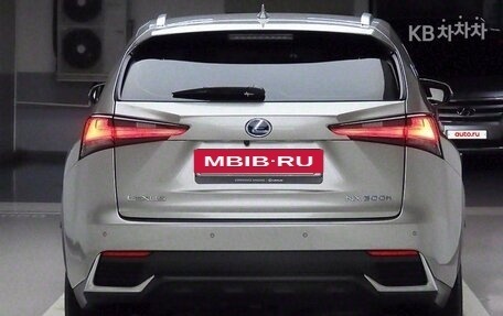 Lexus NX, 2021 год, 3 112 023 рублей, 3 фотография