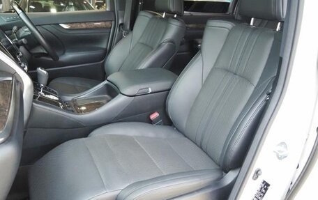 Toyota Alphard III, 2022 год, 3 899 123 рублей, 18 фотография
