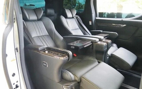 Toyota Alphard III, 2022 год, 3 899 123 рублей, 28 фотография