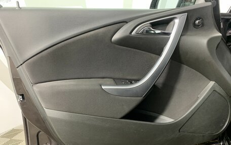 Opel Astra J, 2013 год, 749 000 рублей, 8 фотография