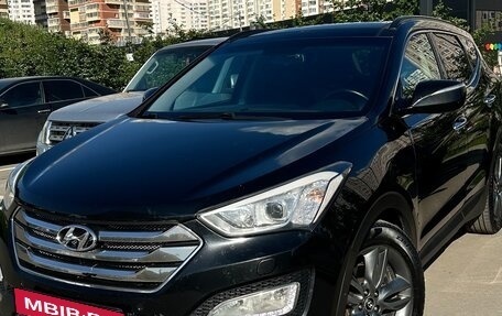 Hyundai Santa Fe III рестайлинг, 2012 год, 1 820 000 рублей, 2 фотография