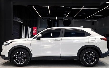 Honda Vezel, 2023 год, 1 967 548 рублей, 5 фотография