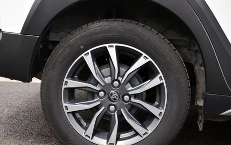 Toyota Yaris, 2022 год, 1 195 027 рублей, 14 фотография