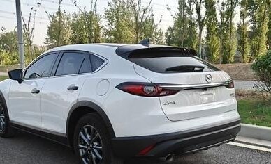 Mazda CX-4, 2022 год, 1 875 548 рублей, 4 фотография