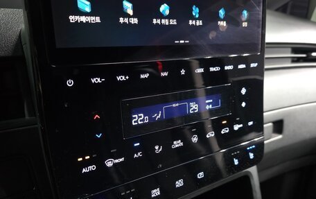 Hyundai Staria, 2021 год, 2 406 000 рублей, 9 фотография