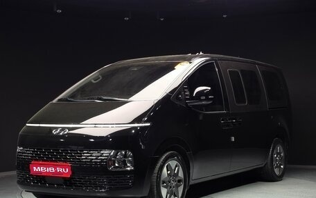 Hyundai Staria, 2021 год, 2 406 000 рублей, 1 фотография