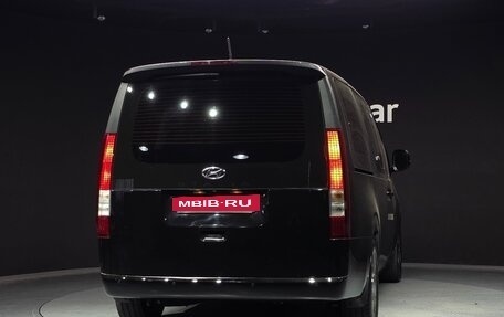Hyundai Staria, 2021 год, 2 406 000 рублей, 4 фотография