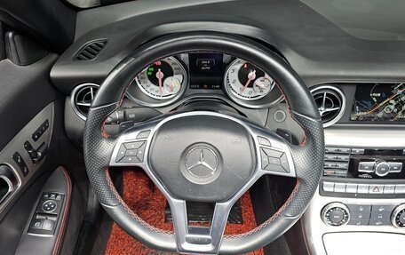 Mercedes-Benz SLK-Класс, 2016 год, 2 140 000 рублей, 9 фотография