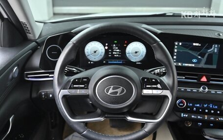 Hyundai Avante, 2023 год, 1 890 000 рублей, 13 фотография
