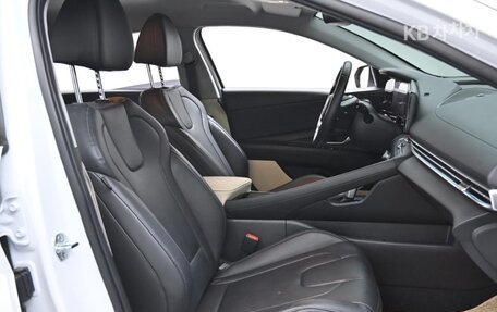 Hyundai Avante, 2023 год, 1 890 000 рублей, 10 фотография