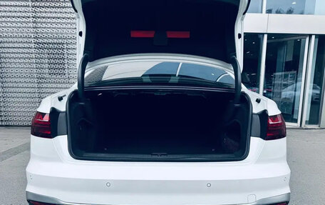 Audi A4, 2021 год, 2 350 000 рублей, 5 фотография