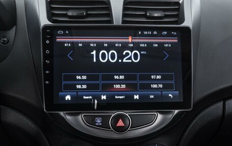Hyundai Solaris II рестайлинг, 2013 год, 959 000 рублей, 14 фотография