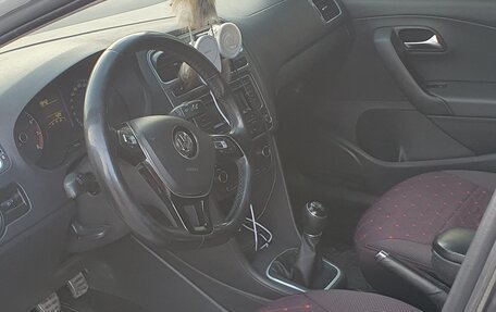 Volkswagen Polo VI (EU Market), 2016 год, 800 000 рублей, 6 фотография