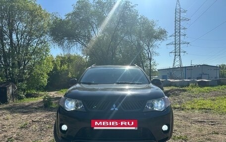 Mitsubishi Outlander III рестайлинг 3, 2008 год, 1 150 000 рублей, 12 фотография