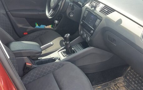 Skoda Octavia, 2017 год, 1 450 000 рублей, 8 фотография