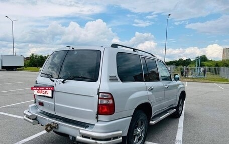Toyota Land Cruiser 100 рестайлинг 2, 2005 год, 1 850 000 рублей, 6 фотография