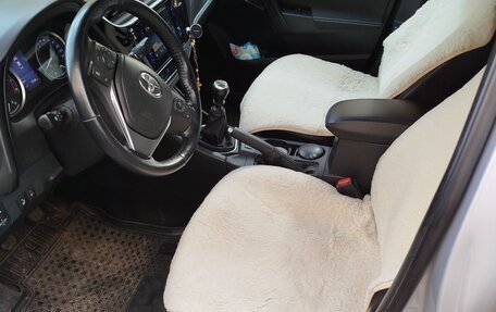 Toyota Corolla, 2018 год, 1 840 000 рублей, 8 фотография