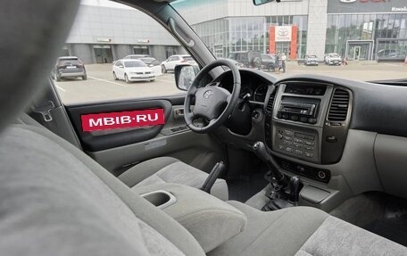 Toyota Land Cruiser 100 рестайлинг 2, 2006 год, 4 500 000 рублей, 12 фотография