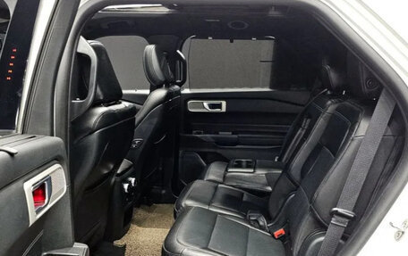 Ford Explorer VI, 2022 год, 8 фотография