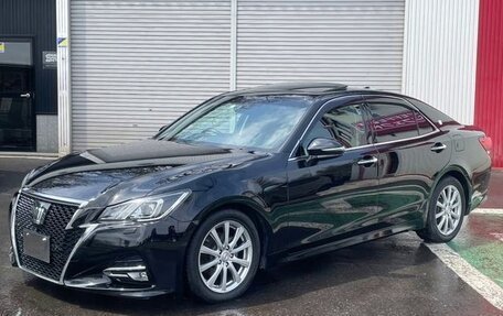 Toyota Crown, 2016 год, 2 173 000 рублей, 3 фотография