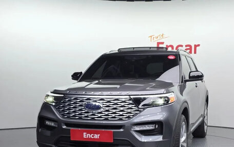 Ford Explorer VI, 2022 год, 2 фотография