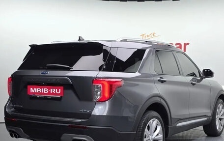 Ford Explorer VI, 2022 год, 3 фотография