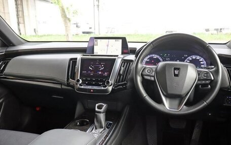 Toyota Crown, 2021 год, 2 597 000 рублей, 15 фотография