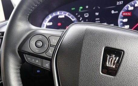 Toyota Crown, 2021 год, 2 597 000 рублей, 17 фотография