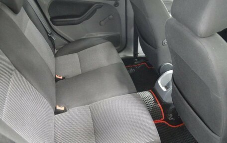 Ford Focus II рестайлинг, 2011 год, 617 000 рублей, 13 фотография